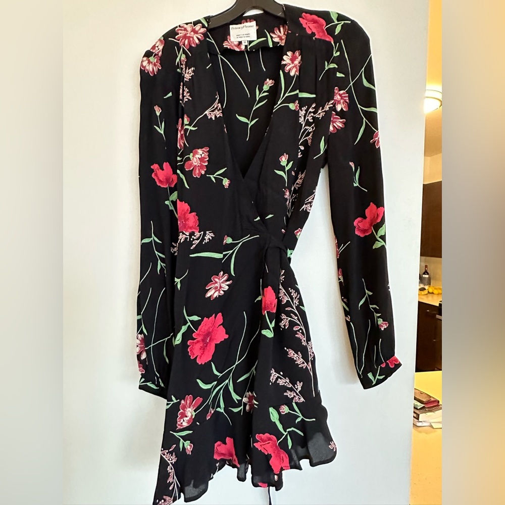 Privacy Please Wrap Dress M